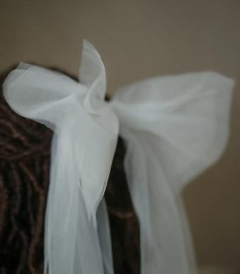Hayze Bridal #Pearl initial (bow) #1 thumbnail